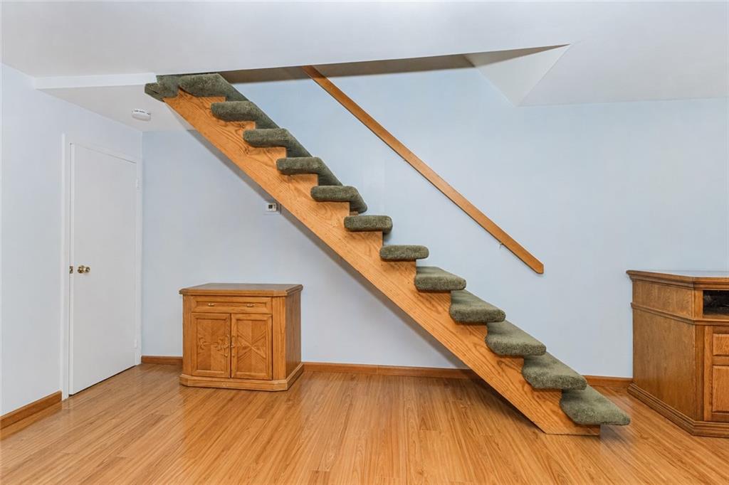 33 Belmar Drive 1, Staten  Island, New York, 10314 image 17