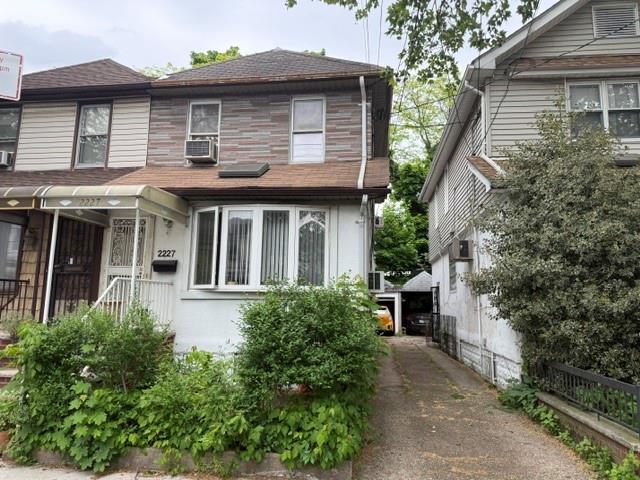 2227 East 15th Street Image 1
