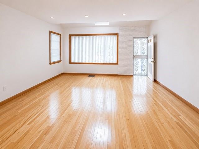 2227 East 15th Street Image 2
