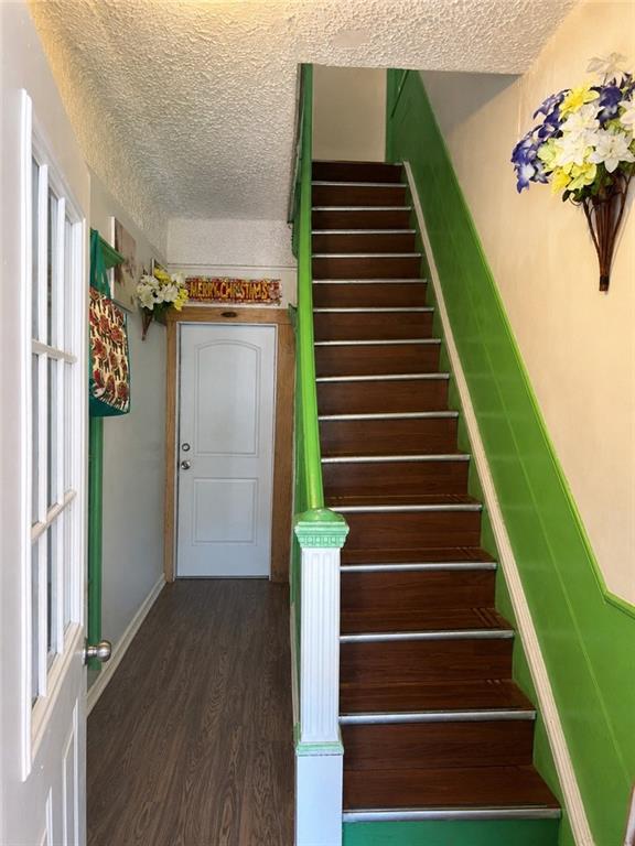353 East 35th Street Image 3