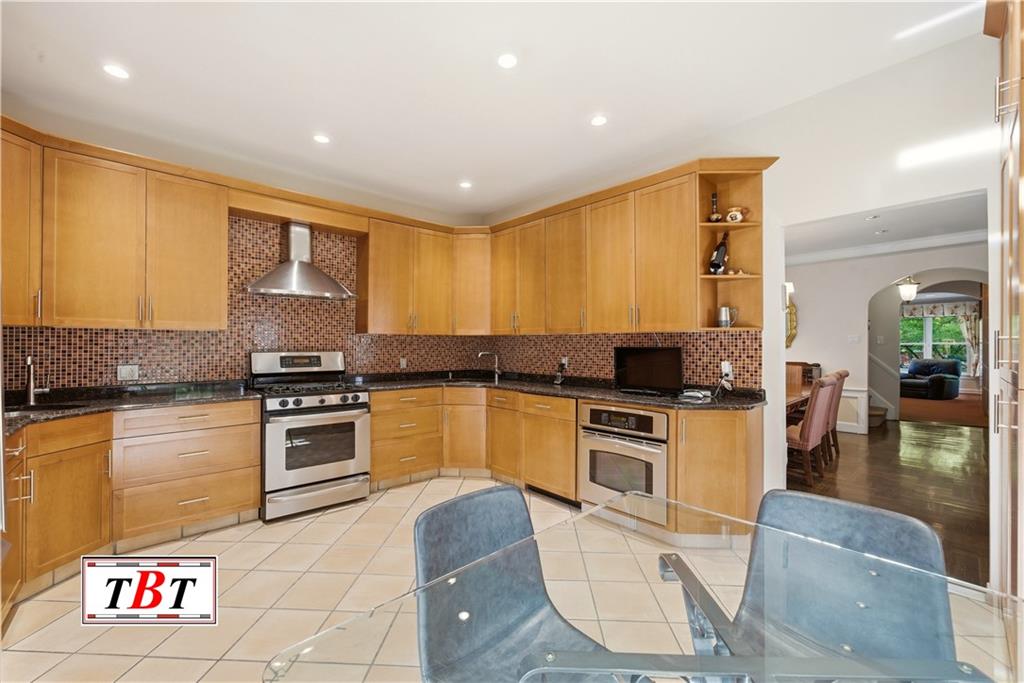 1175 East 27th Street, Brooklyn, New York, 11210 image 9
