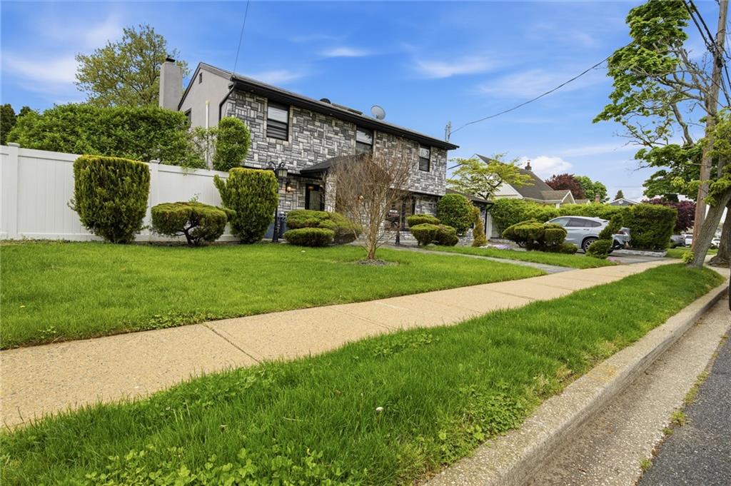 274 North Utica Avenue Image 2