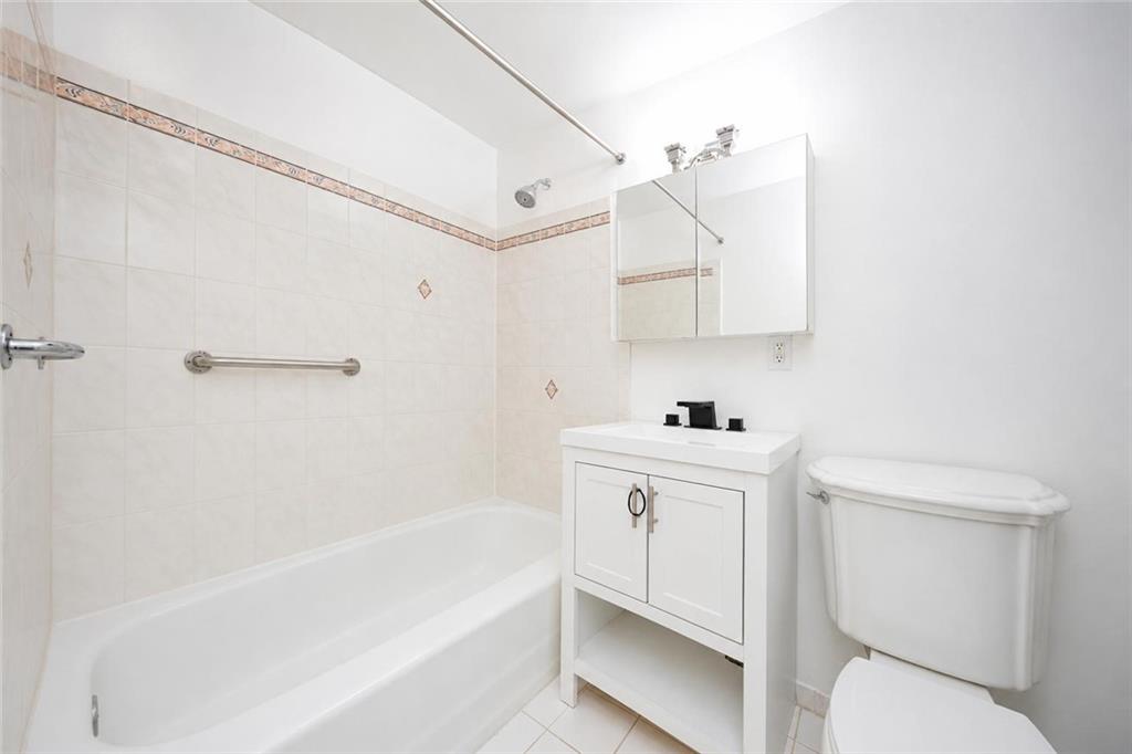 100 Colfax Avenue 6G, Staten  Island, New York, 10306 image 16