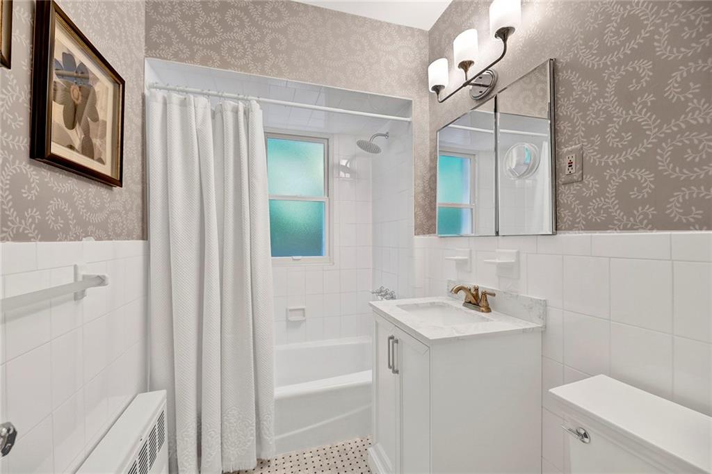 7607 Colonial Road, Brooklyn, New York, 11209 image 25