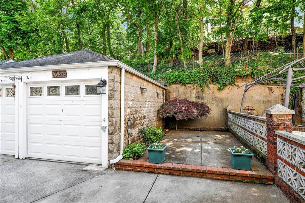 7607 Colonial Road, Brooklyn, New York, 11209 image 33