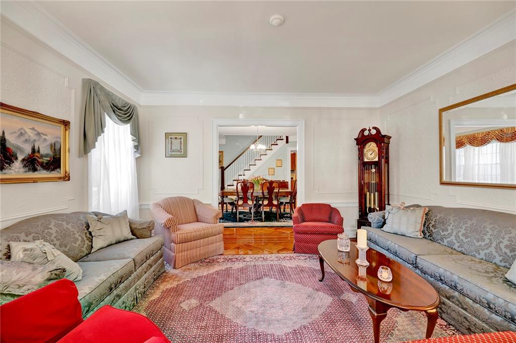7607 Colonial Road Image 4