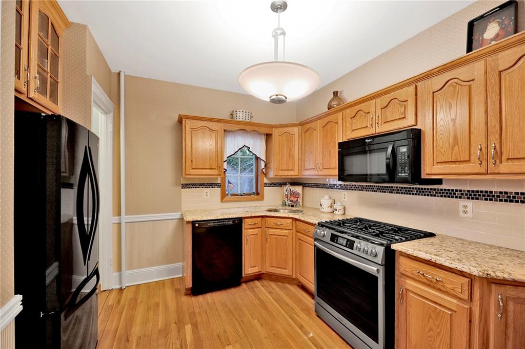 7607 Colonial Road Image 5