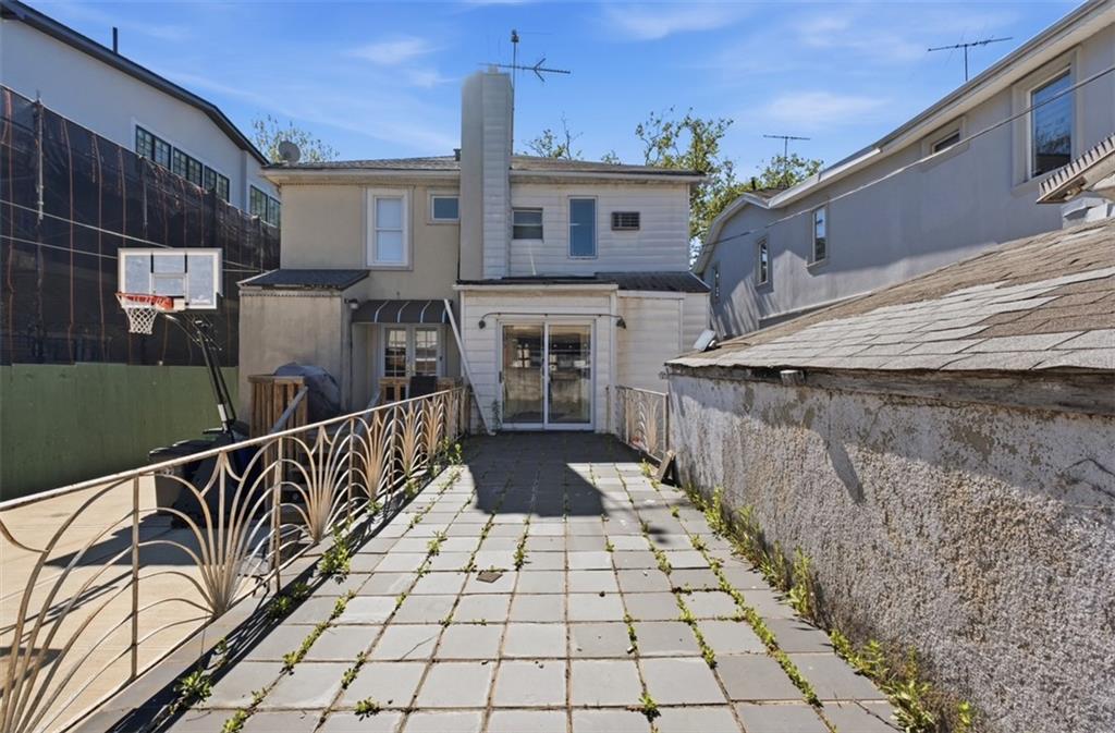 2083 East 1st Street, Brooklyn, New York, 11223 image 16