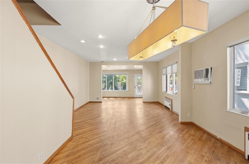 2083 East 1st Street Image 4