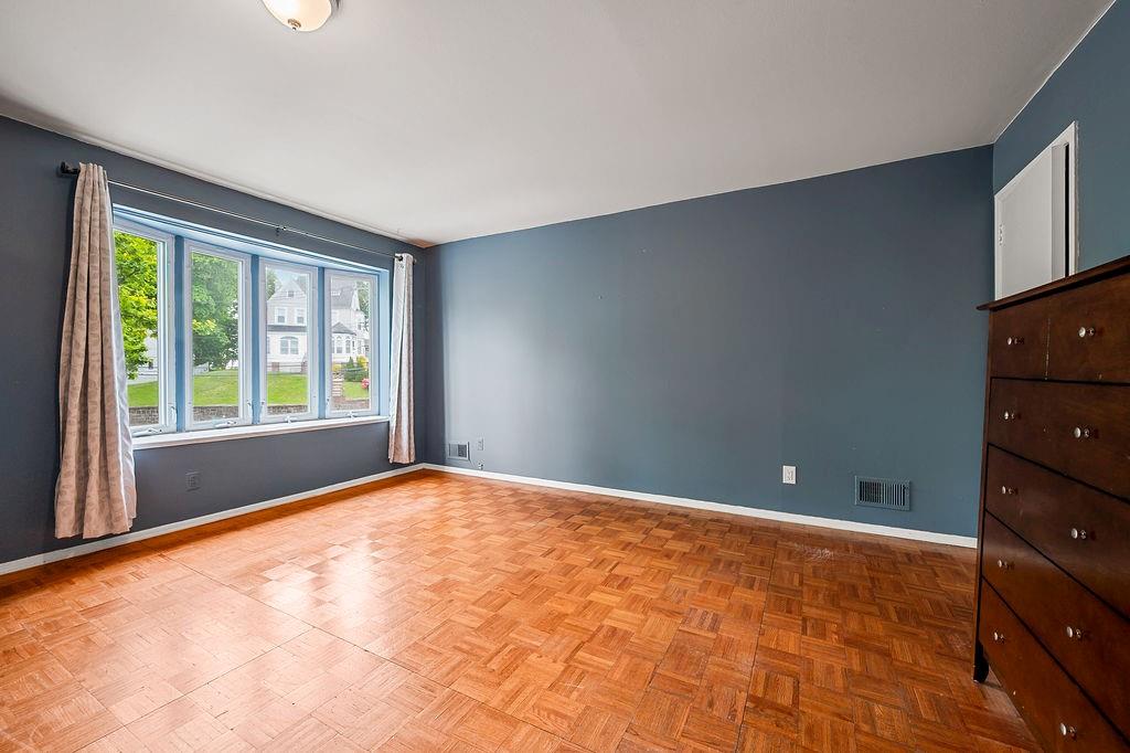 342 Hillbrook Drive 342, Staten  Island, New York, 10305 image 16