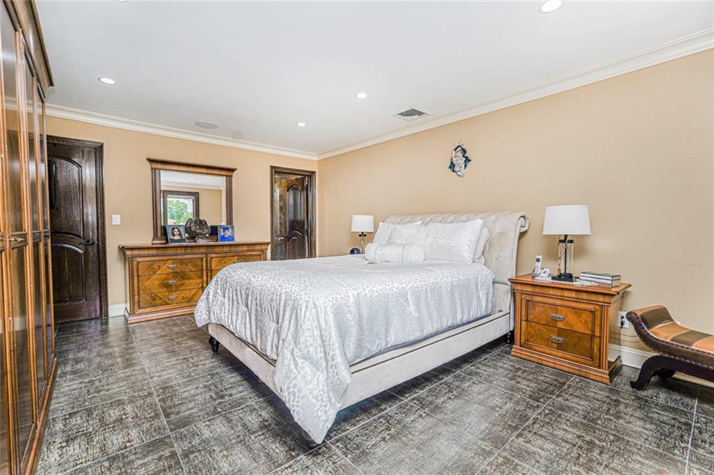 14 Walnut Place, Staten  Island, New York, 10306 image 18