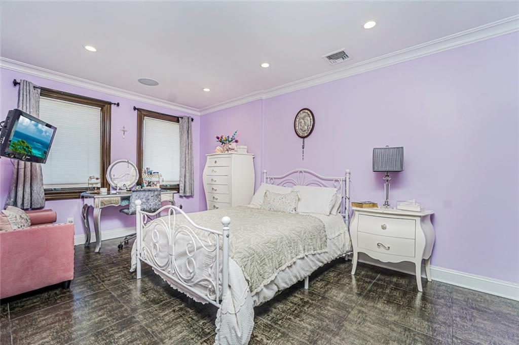 14 Walnut Place, Staten  Island, New York, 10306 image 23