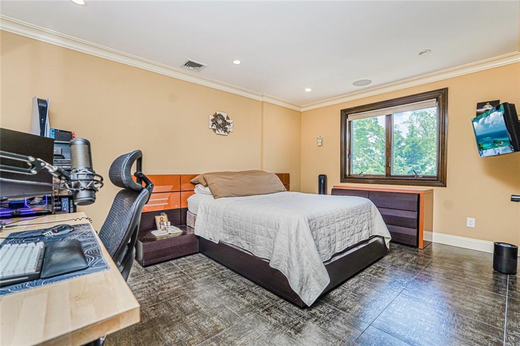 14 Walnut Place, Staten  Island, New York, 10306 image 25