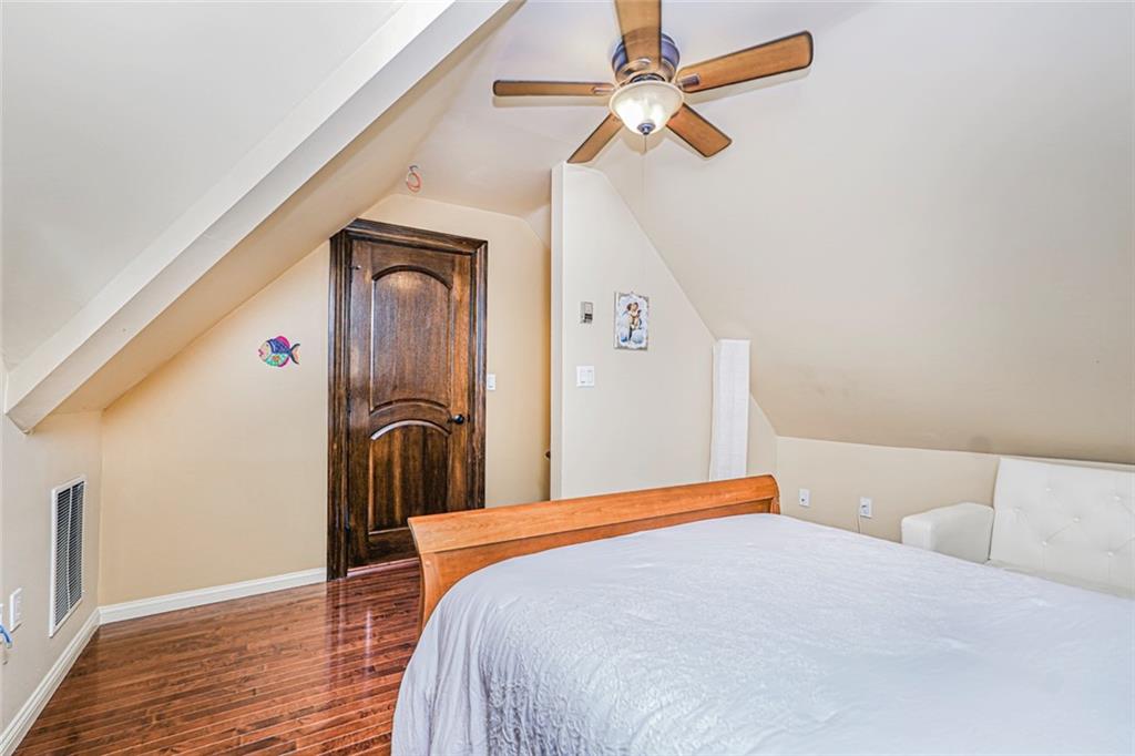14 Walnut Place, Staten  Island, New York, 10306 image 27