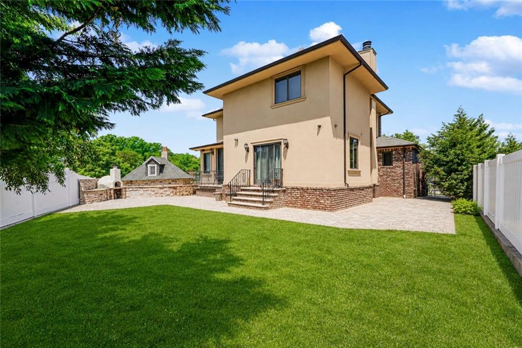 14 Walnut Place, Staten  Island, New York, 10306 image 40