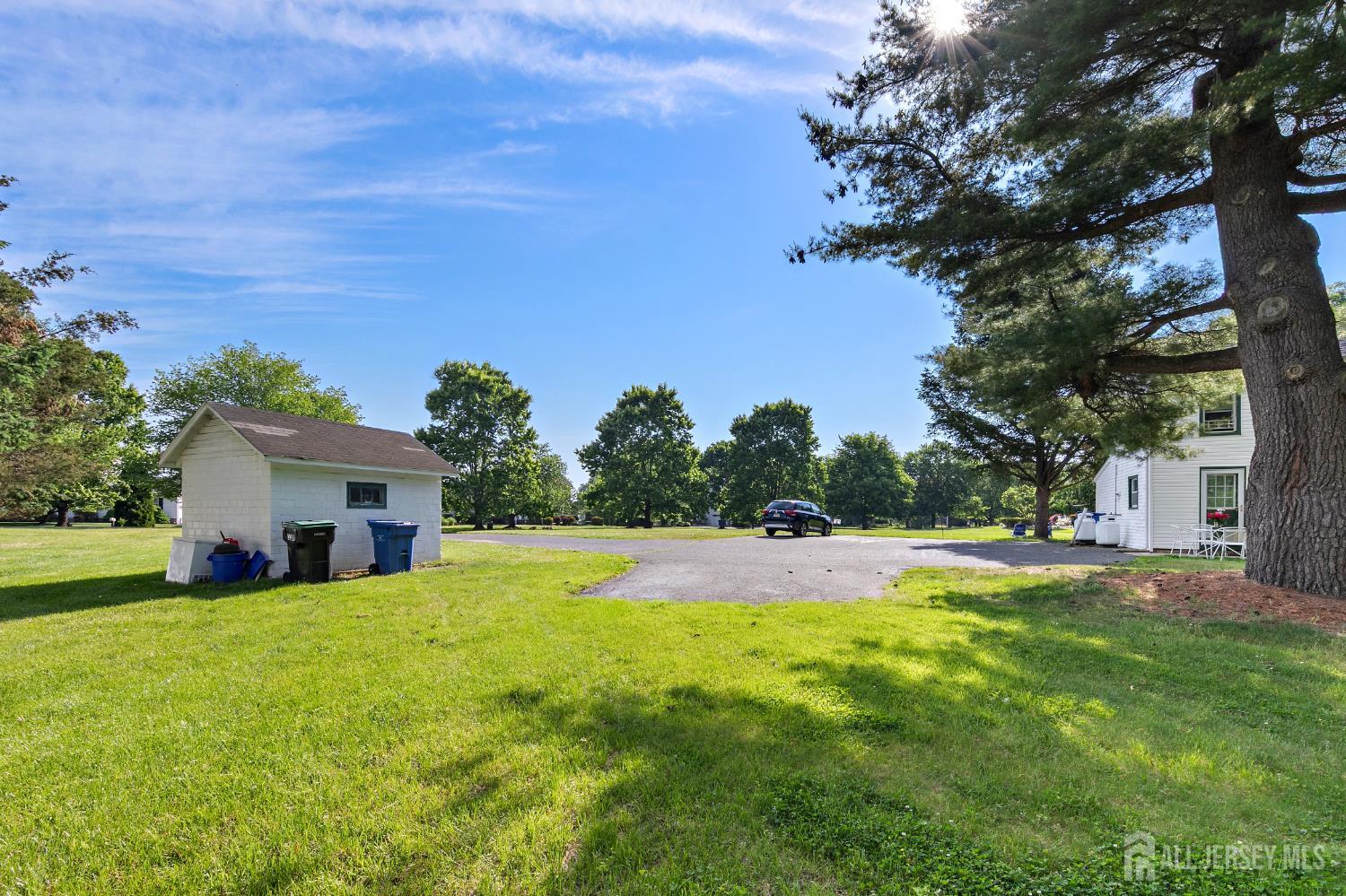 472 Buckelew Avenue Image 5