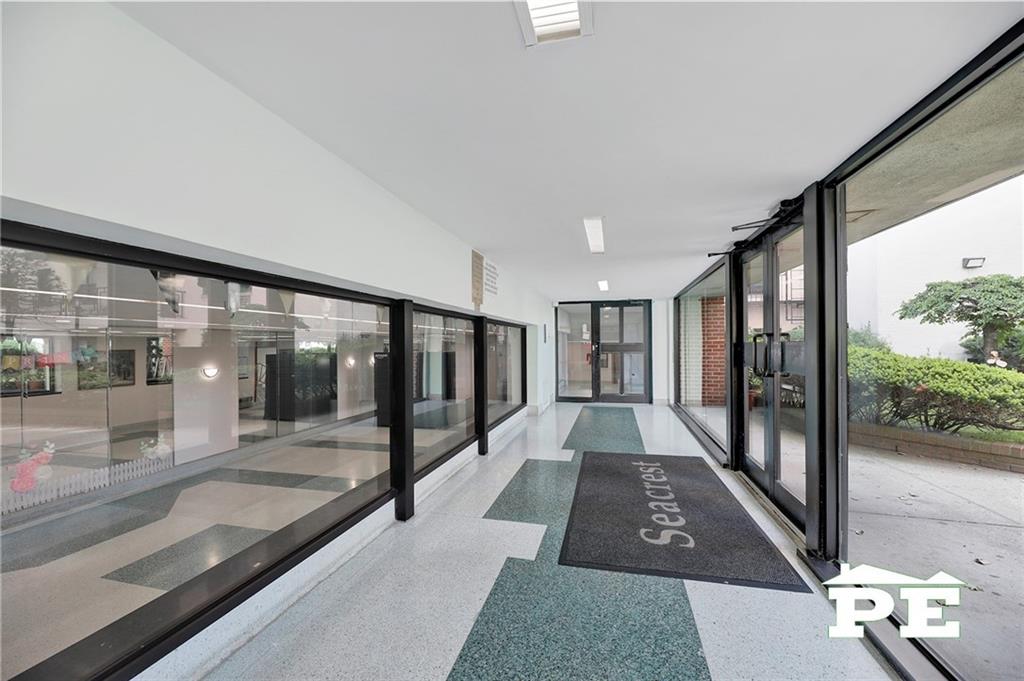 3855 Shore Parkway 2L, Brooklyn, New York, 11235 image 17