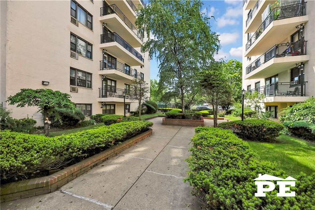 3855 Shore Parkway 2L, Brooklyn, New York, 11235 image 18