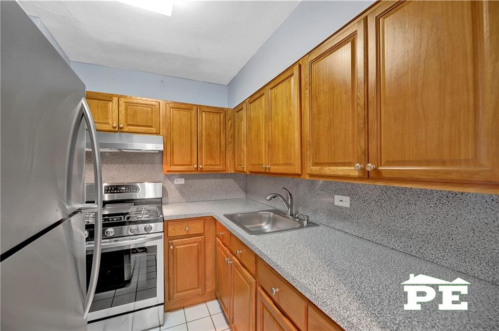 3855 Shore Parkway 2L, Brooklyn, New York, 11235 image 8