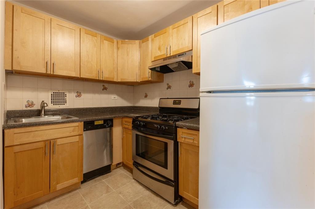 1275 East 51st Street 3H, Brooklyn, New York, 11234 image 10