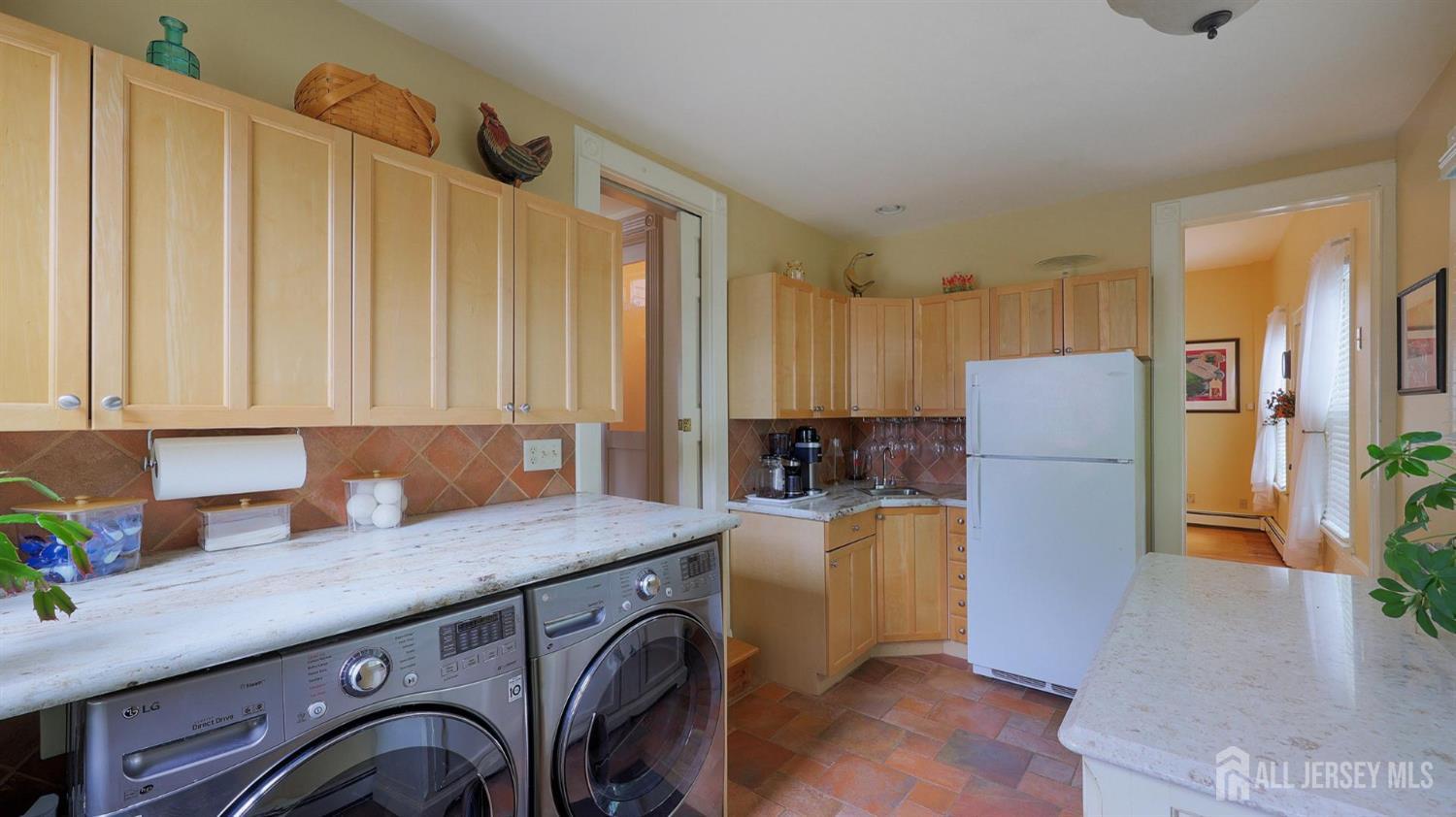 103 S 1st Avenue, Highland Park, NJ, 08904 image 19