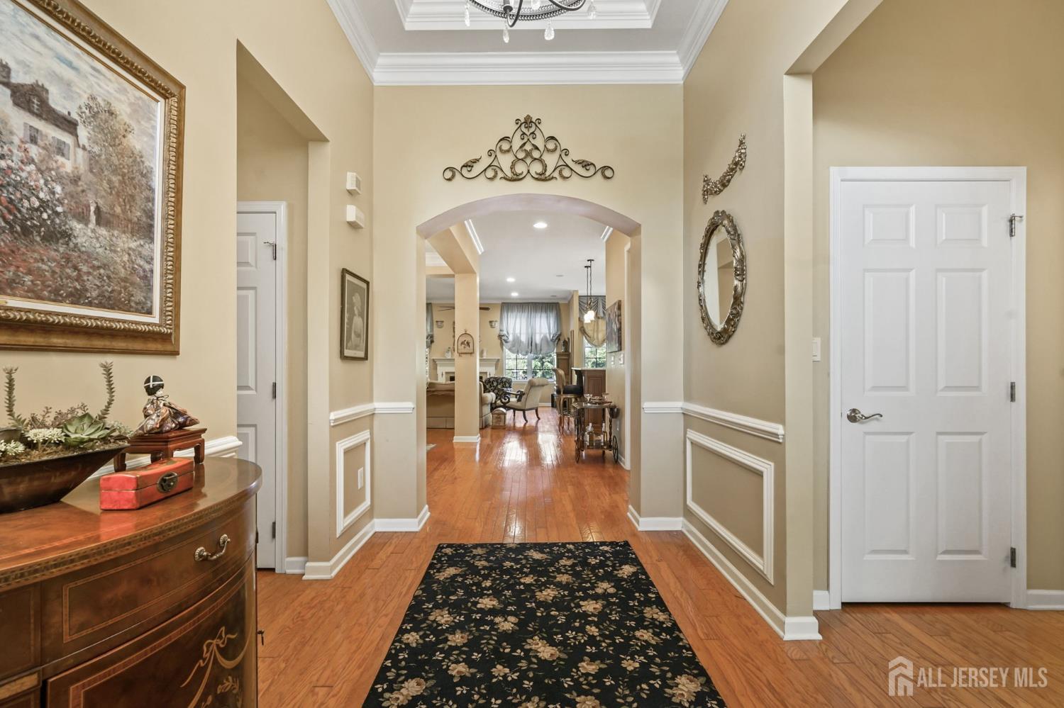 93 Country Club Drive Image 4