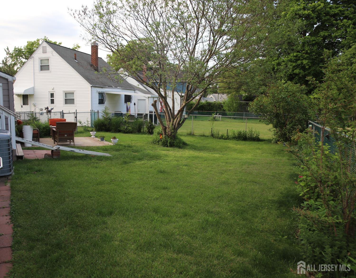 1585 Barton Road Image 5