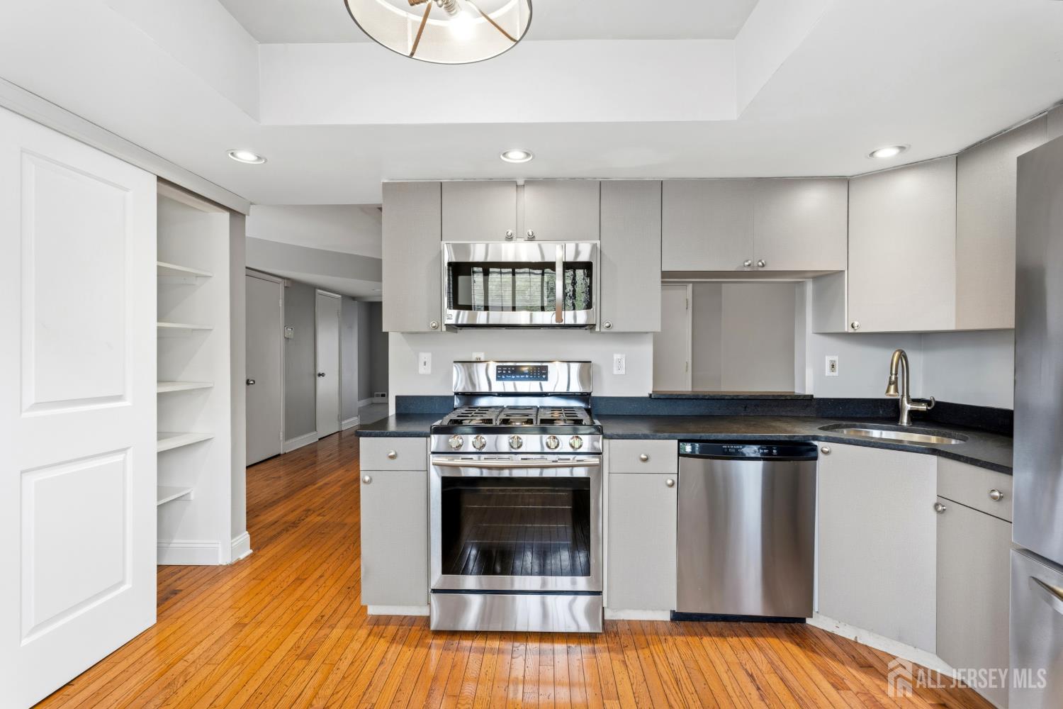 88 Wilshire Court, Old Bridge, NJ, 08857 image 9