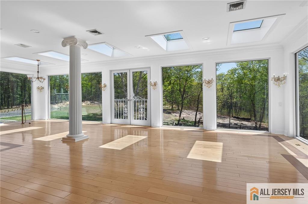 381 Monmouth Road, Freehold Twp, NJ, 07728 image 22