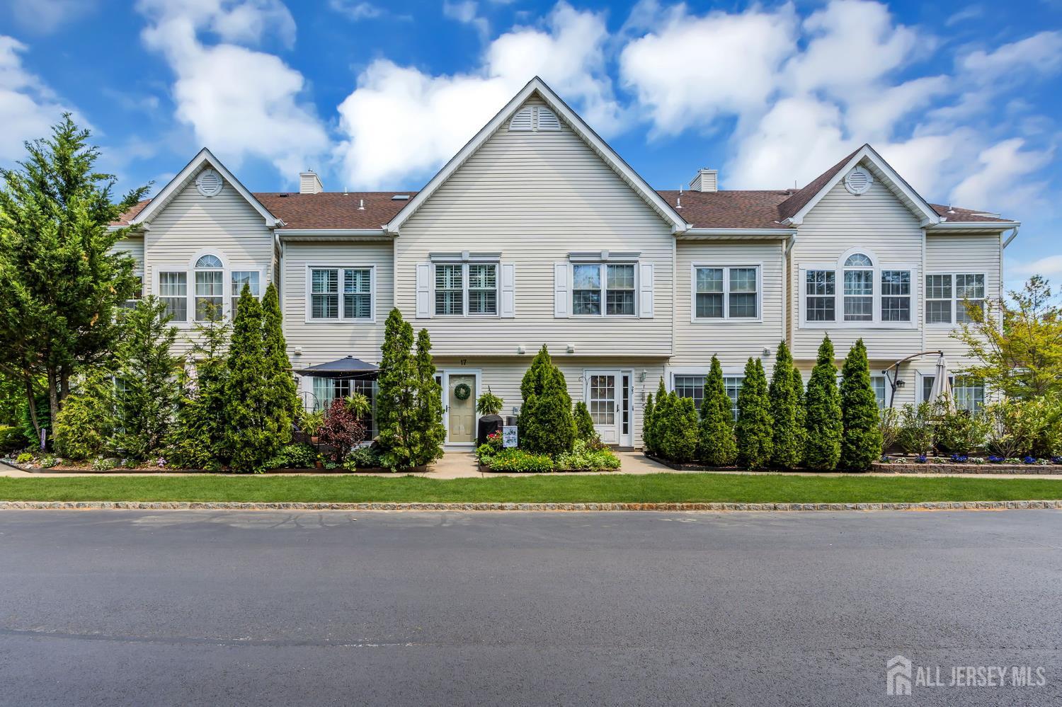 17 Richmond Court Image 1