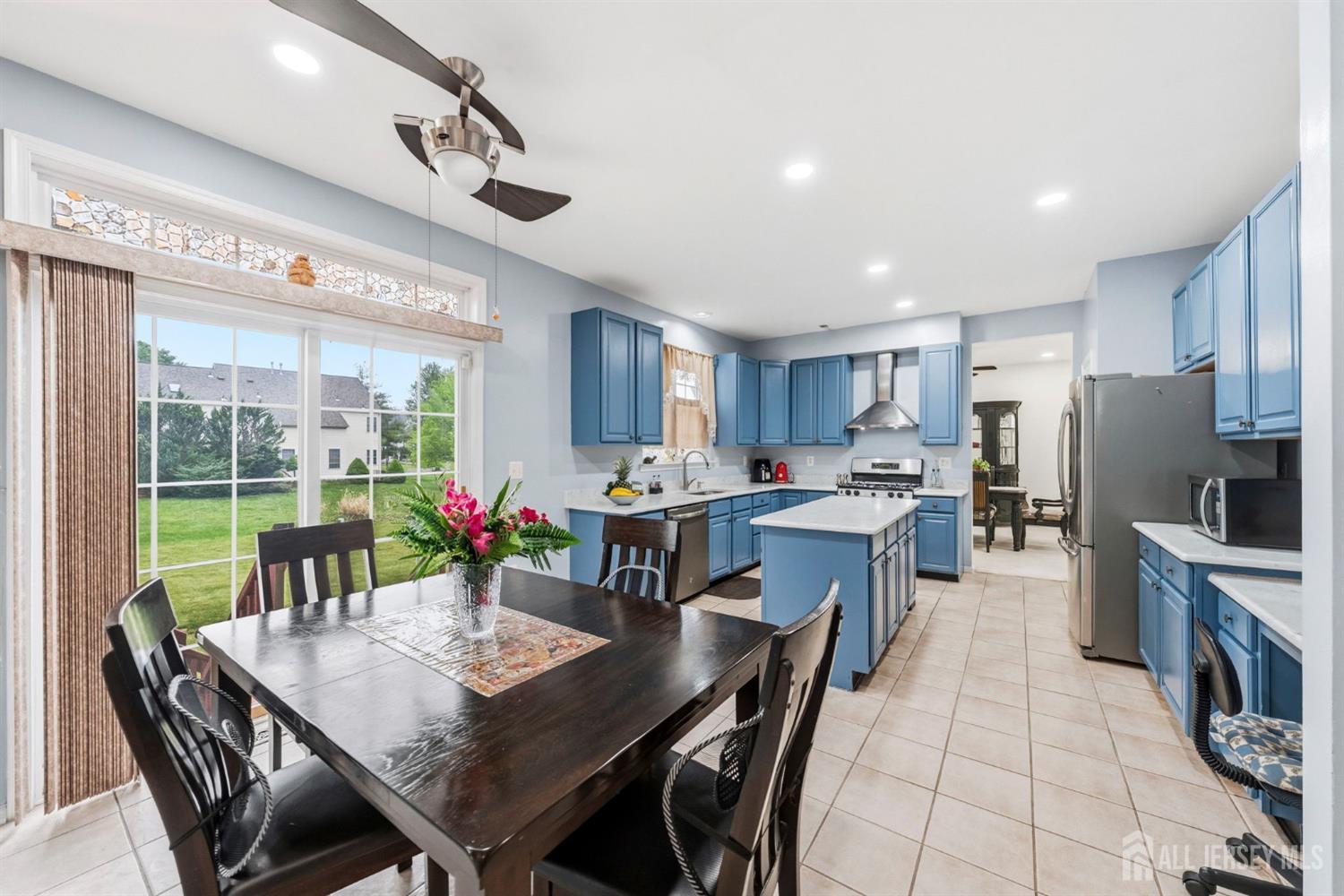 10 Julie Court, Franklin, NJ, 08873 image 17