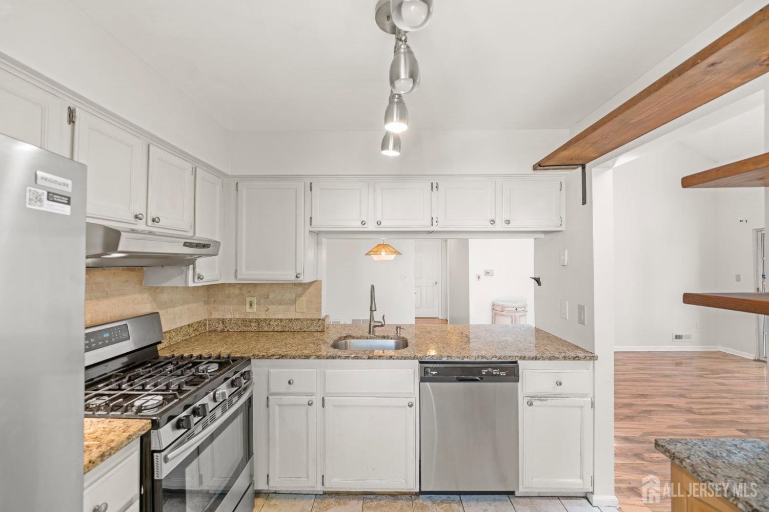 1307 Commons At Kingswood Drive, East Brunswick, NJ, 08816 image 7