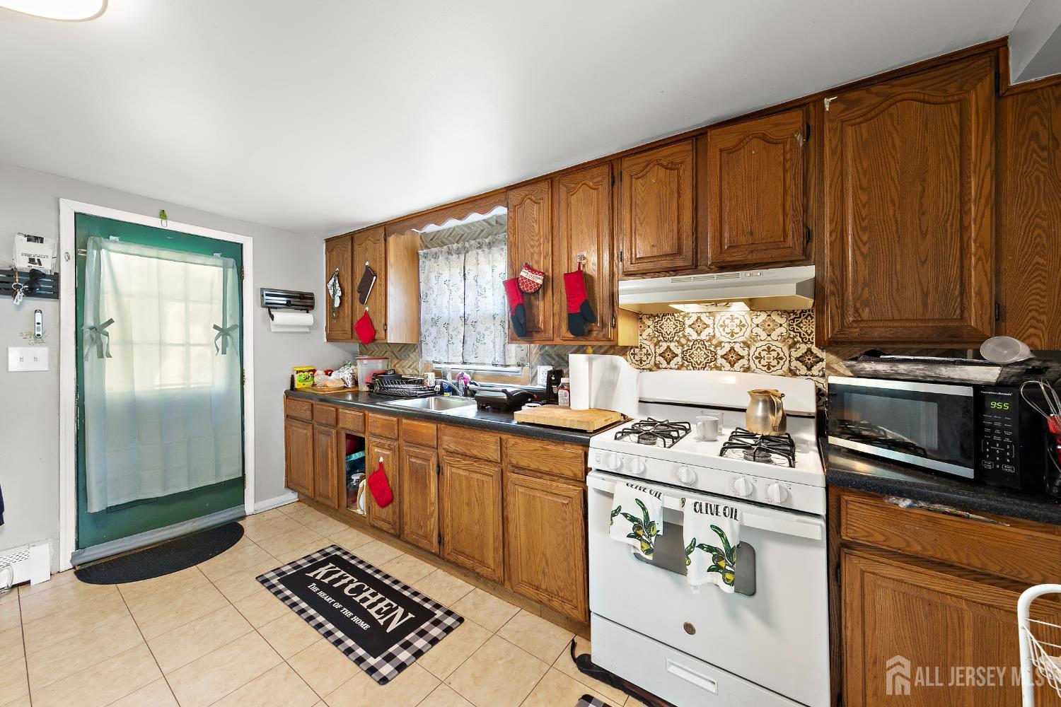 472 Buckelew Avenue, Monroe, NJ, 08831 image 10
