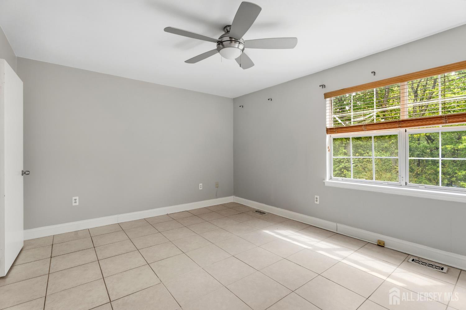 88 Wilshire Court, Old Bridge, NJ, 08857 image 25