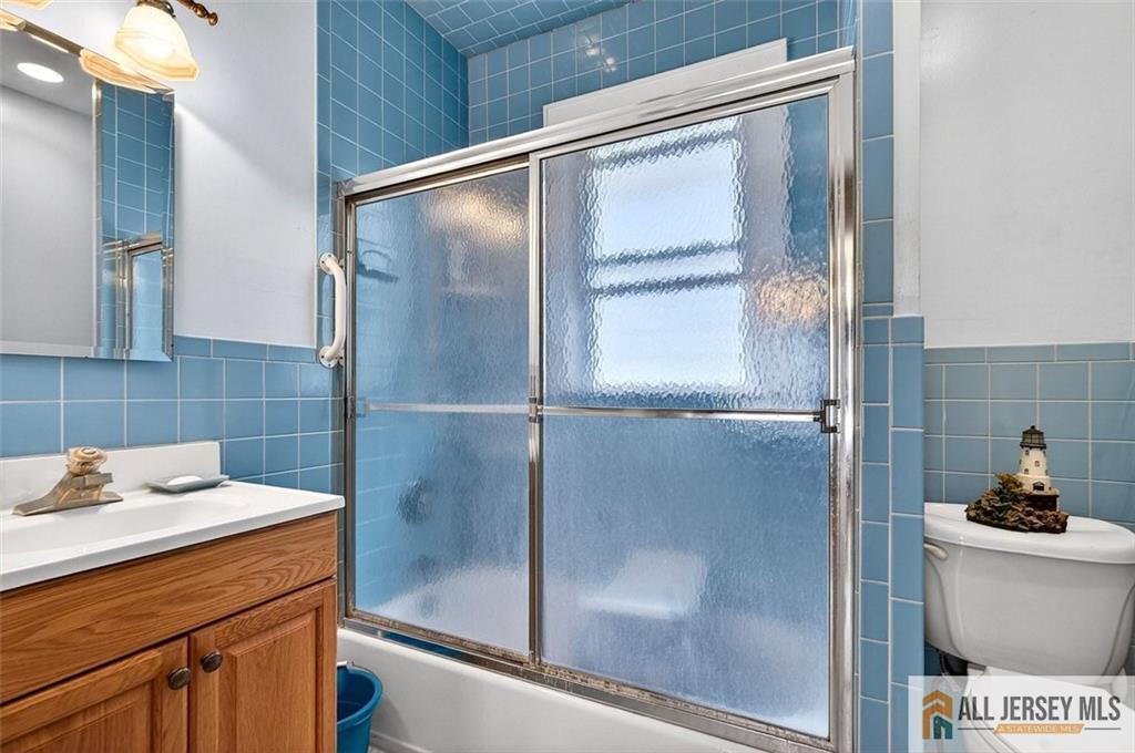 948 Rahway Avenue, Avenel, NJ, 07001 image 8