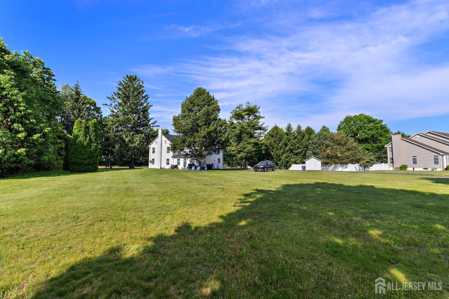 472 Buckelew Avenue Image 2