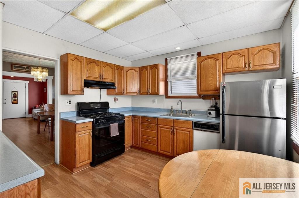 948 Rahway Avenue Image 4