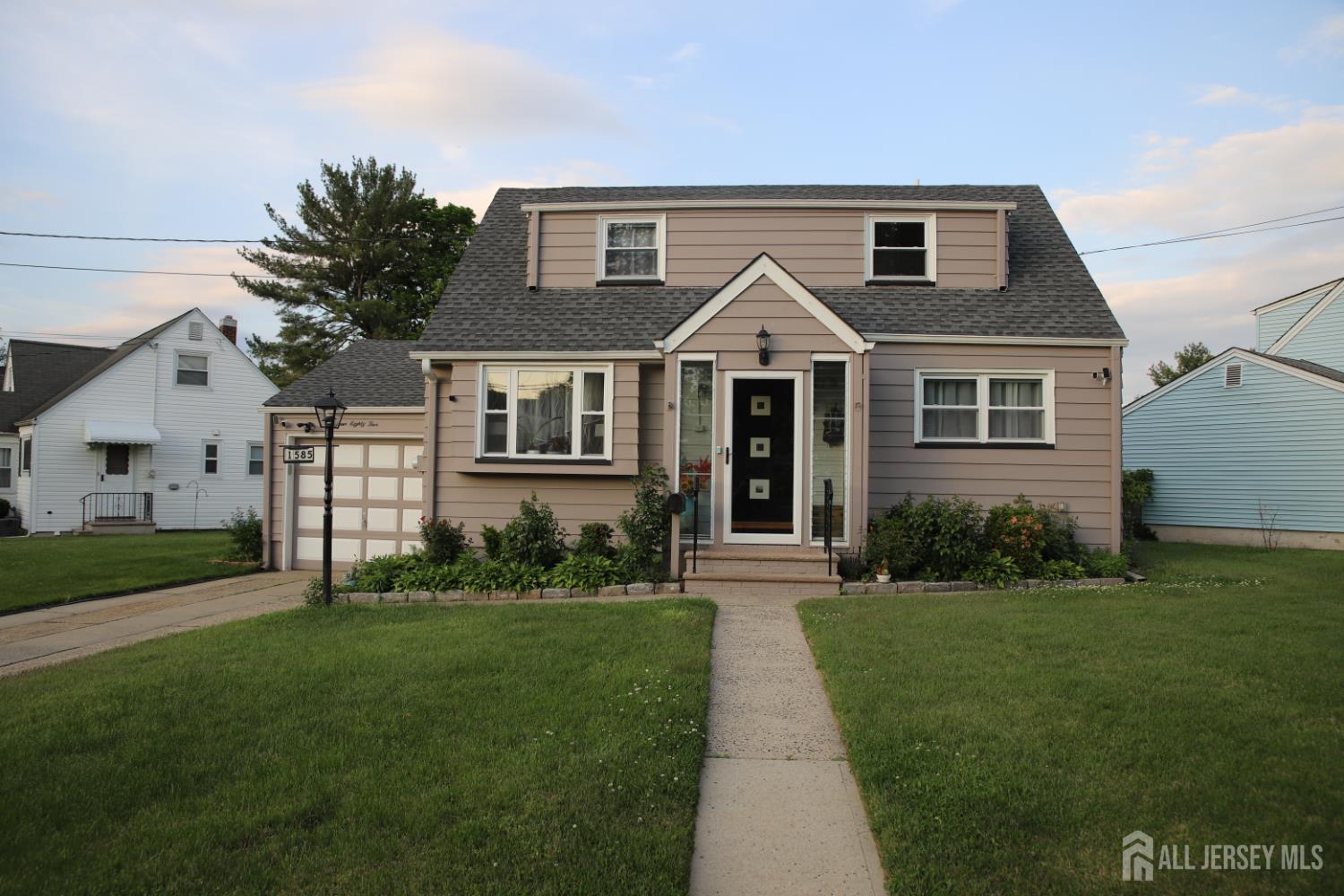 1585 Barton Road, Union Twp, NJ, 07083