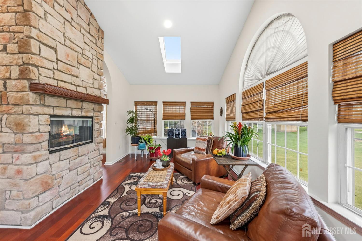 10 Julie Court, Franklin, NJ, 08873 image 22