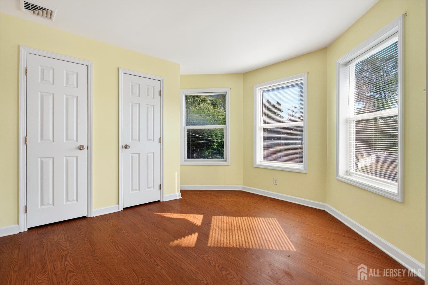 977 Cox Road, North Brunswick, NJ, 08902 image 12