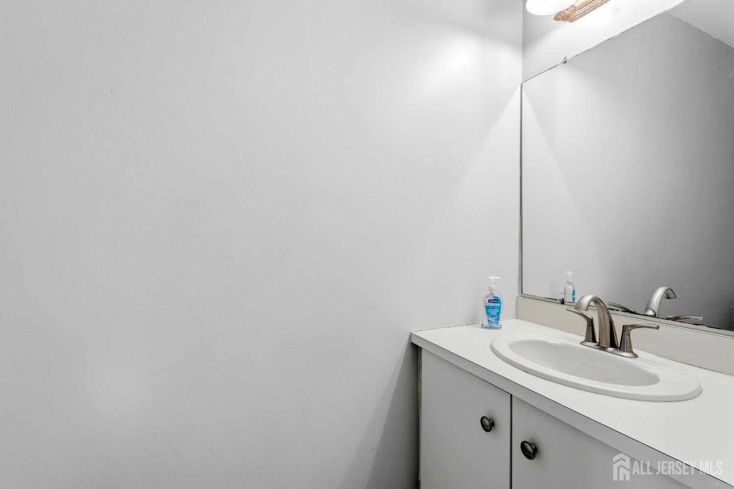 88 Wilshire Court, Old Bridge, NJ, 08857 image 12