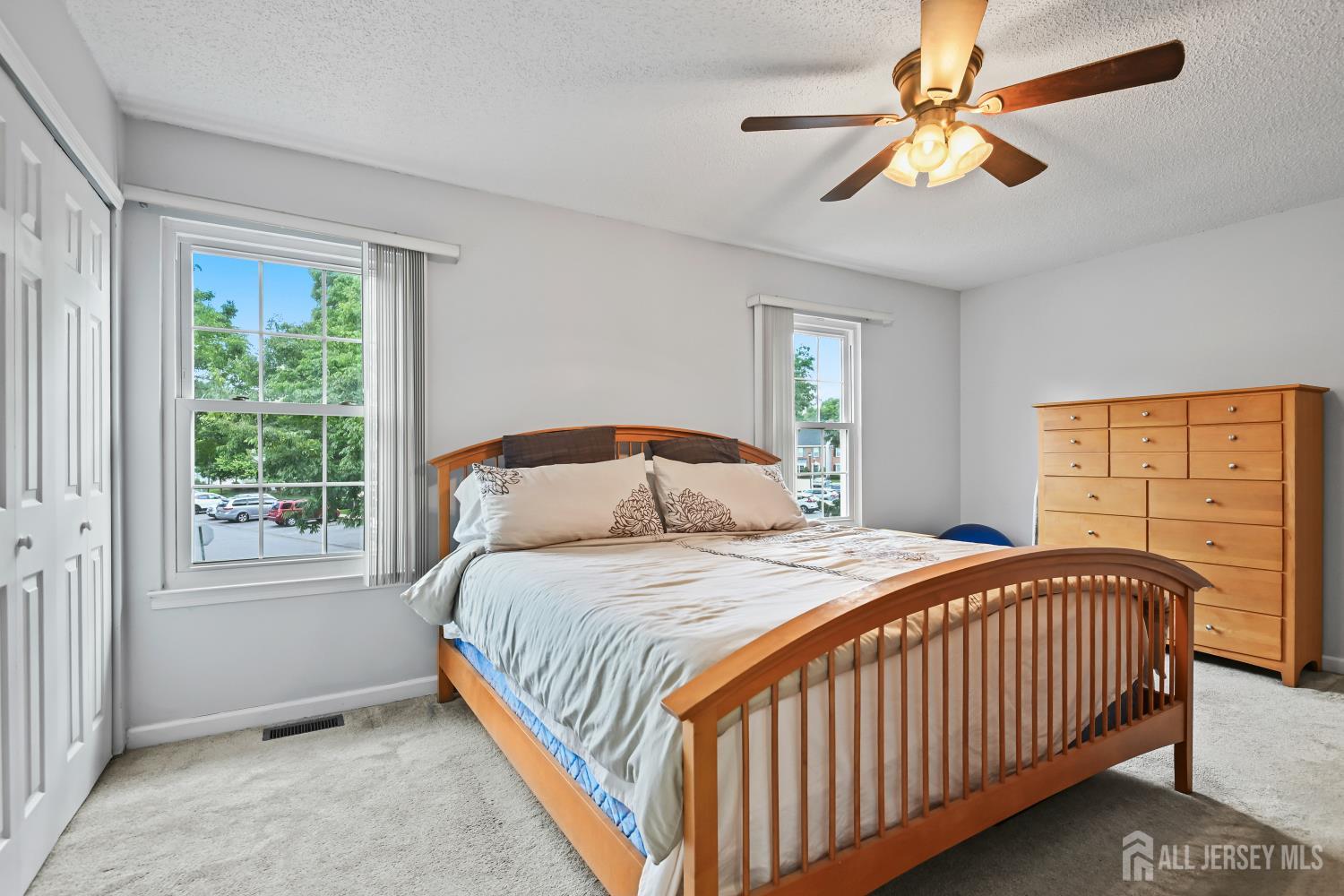 67 Albury Way, North Brunswick, NJ, 08902 image 14