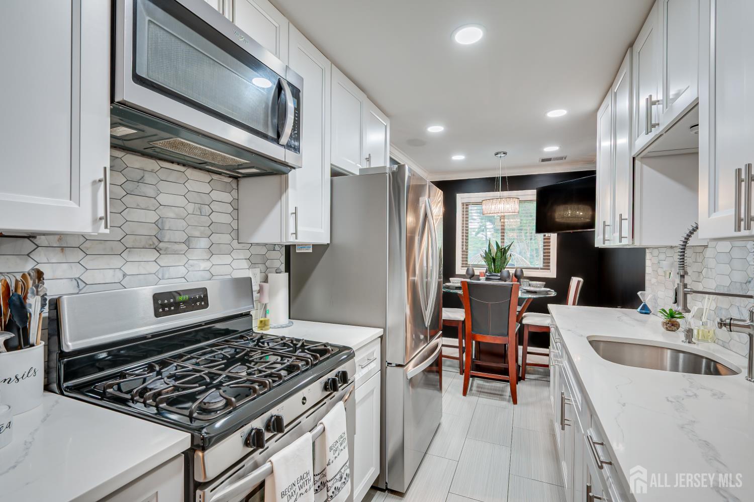 85 Homestead Drive Image 2