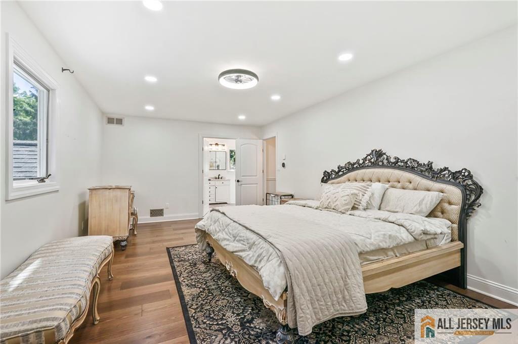 16 Phyllis Place, Milltown, NJ, 08850 image 21