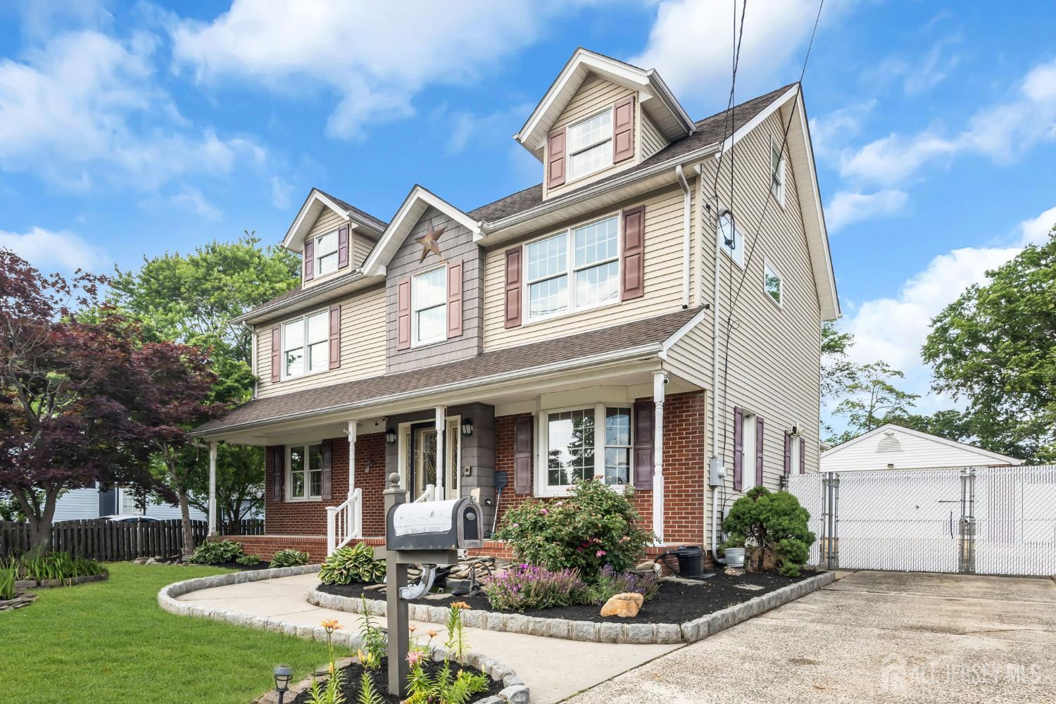137 Woodland Avenue, Fords, NJ, 08863