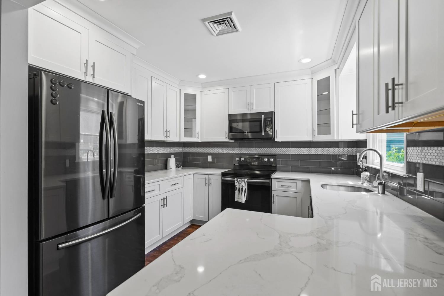 312 sharon Way C, Monroe, NJ, 08831 image 8