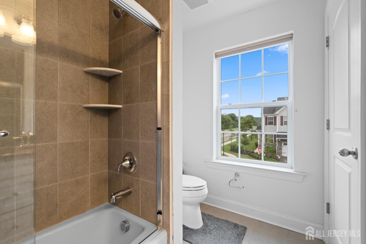 58 Begonia Lane, Monroe, NJ, 08831 image 25