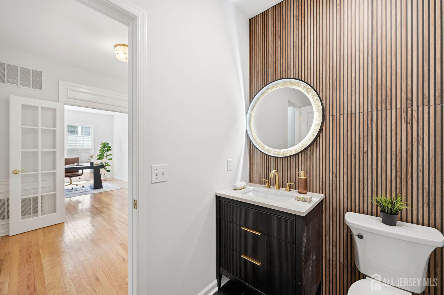 51 Hartlander Street, East Brunswick, NJ, 08816 image 30