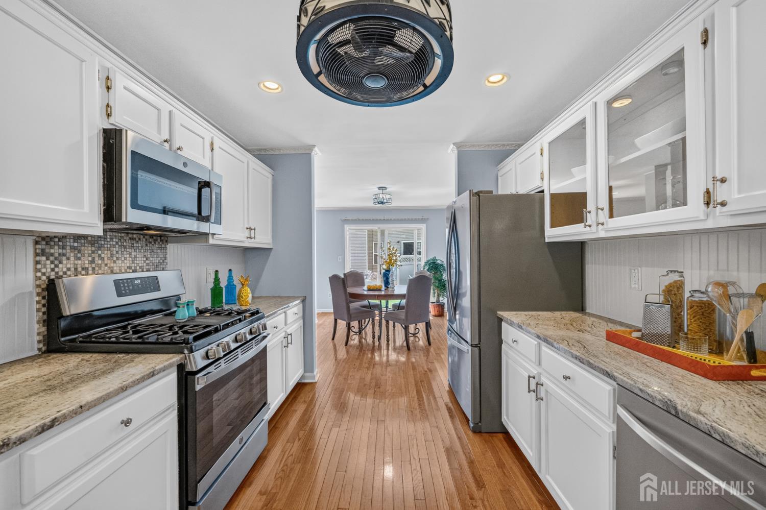 303 Cobblestone Court, South Brunswick, NJ, 08852 image 7