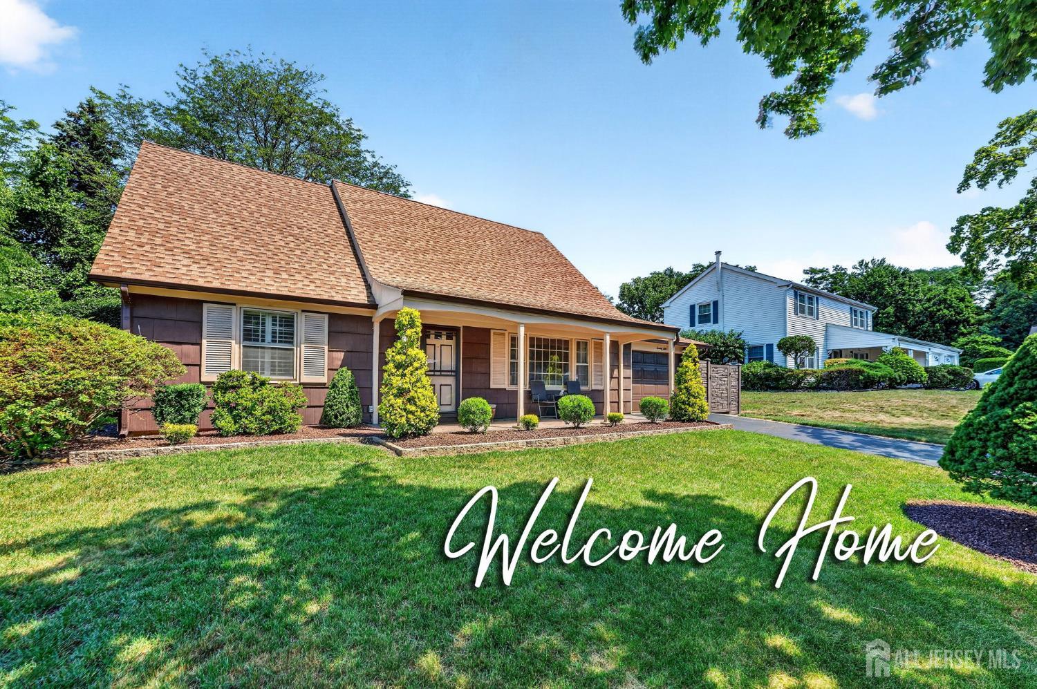 29 Ormont Lane, Matawan, NJ, 07747